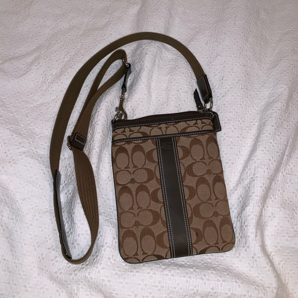 COACH Signature print Crossbody Messenger bag